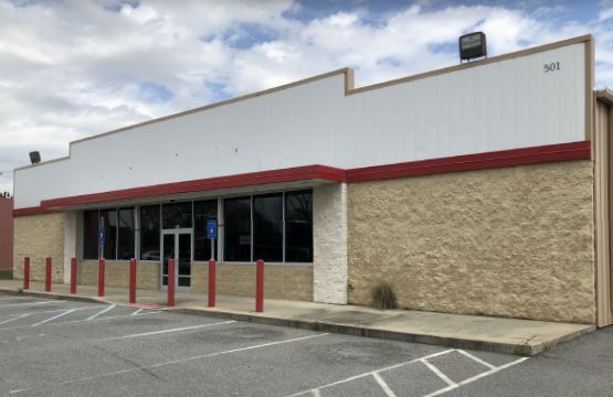 OCILLA FAMILY DOLLAR: 501 N Irwin Ave, Ocilla, GA 31774